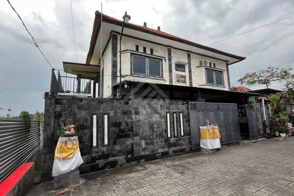 Rumah 2 Lantai di Desa Panji