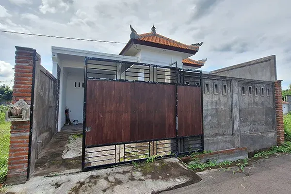 Dijual Rumah Dekat Jalan Raya Desa Kalianget