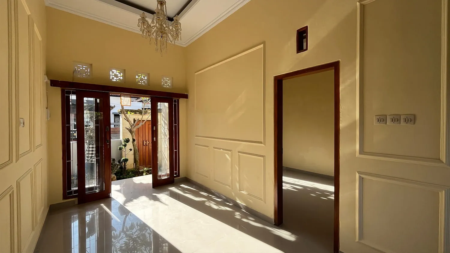 Rumah 2 Lantai 5 KT di Banyuning - 7