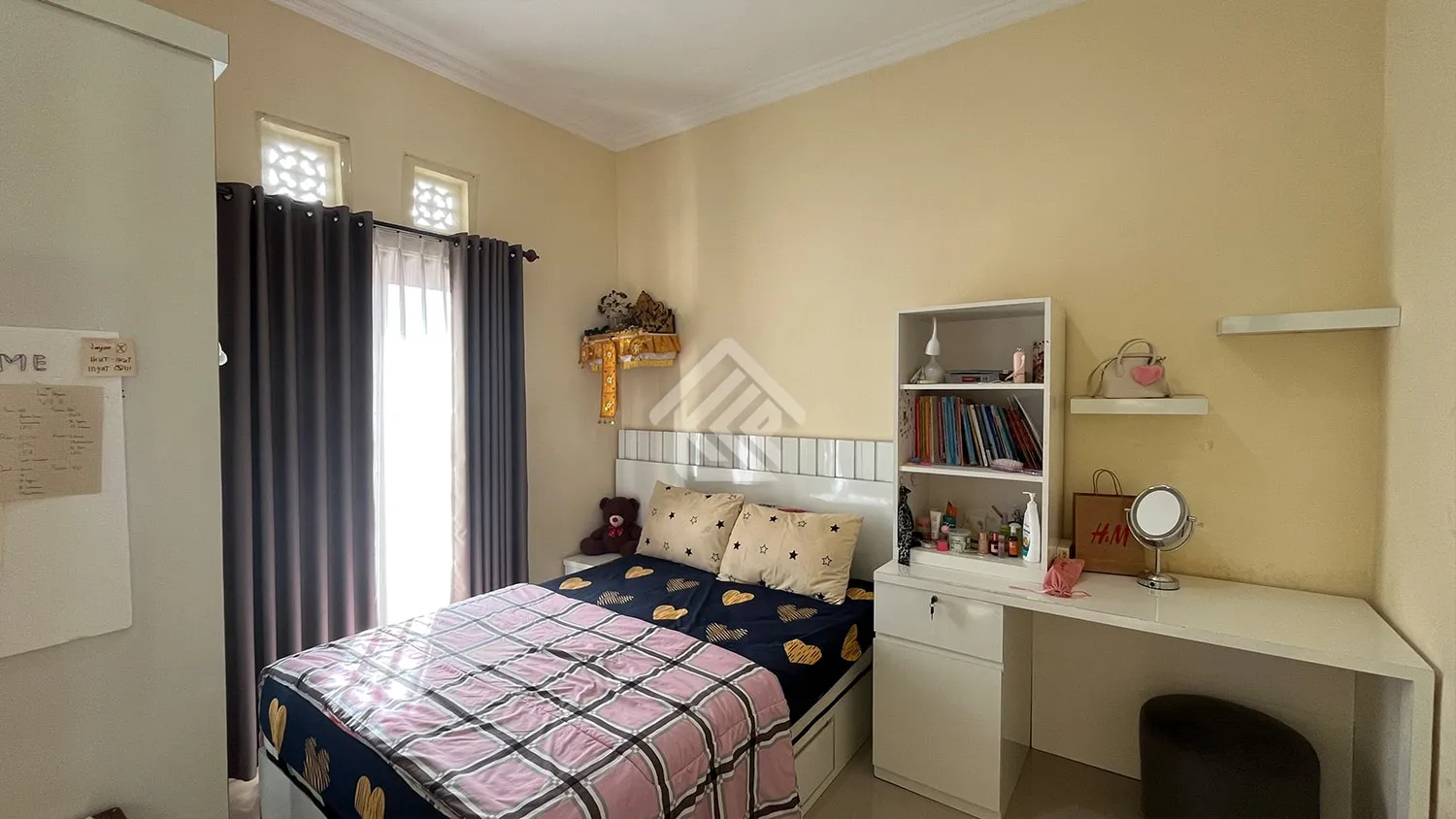 Rumah 2 Lantai 5 KT di Banyuning - 5