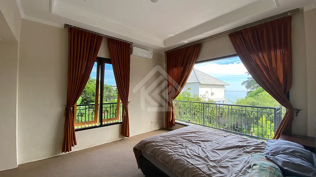 Rumah 2 Lantai Dekat Pantai 3 Menit dari Undiksha