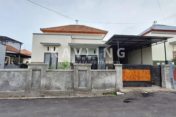 Rumah Dijual Siap Huni Baru di Banyuning