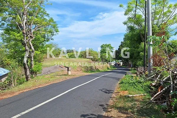 Tanah di Pinggir Jalan Raya Bulian Kubutambahan