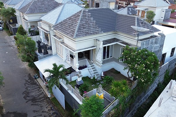 Dijual Rumah 2 Lantai di Kawasan Perumahan LC Baktiseraga